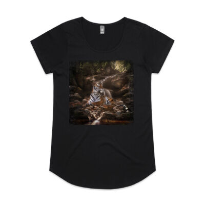Amaryllis Mali Tee Thumbnail
